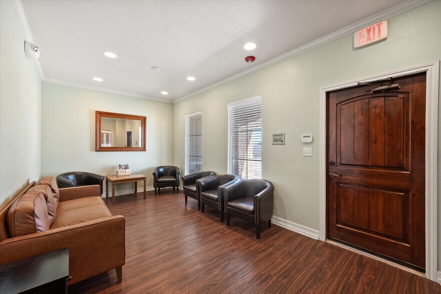 More Photos Of 306 Hospital Dr, Corsicana Rehabilitation Center For Sale