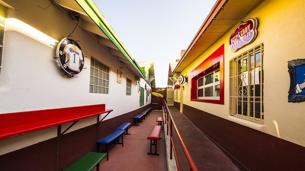 More Photos Of 2909 Pershing Dr, El Paso Storefront Retail Residential For Sale