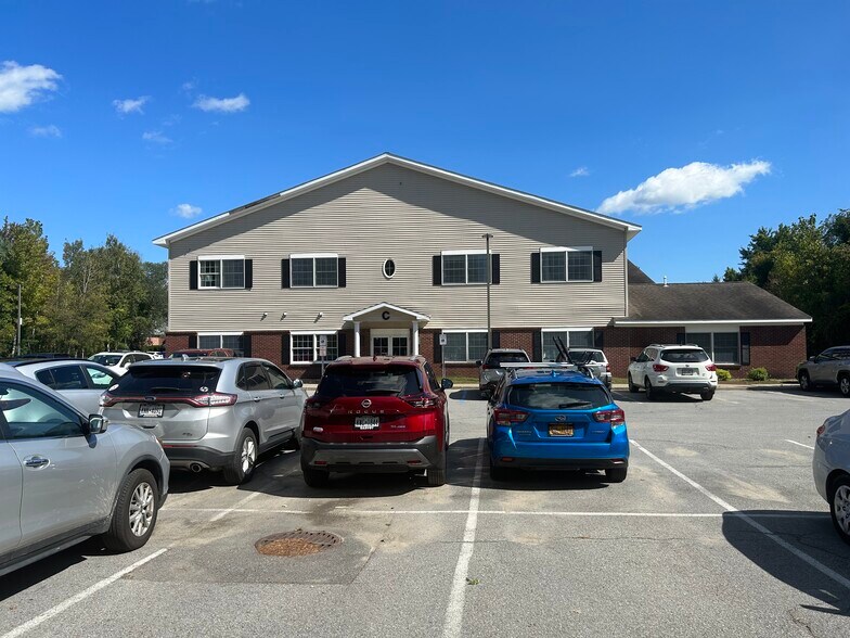 More Photos Of 375 Bay Rd, Queensbury Medical For Lease