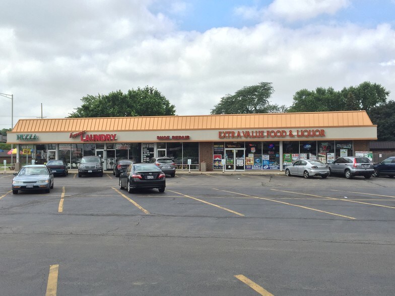 More Photos Of 1001-1037 W Ogden Ave, Naperville Unknown For Lease