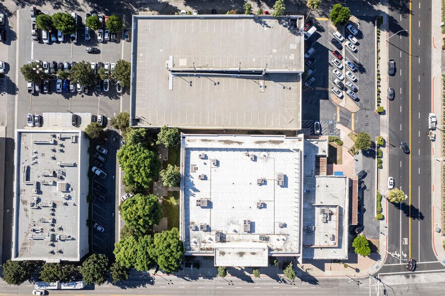 More Photos Of 1530 W West Covina Pky, West Covina Health Club For Lease