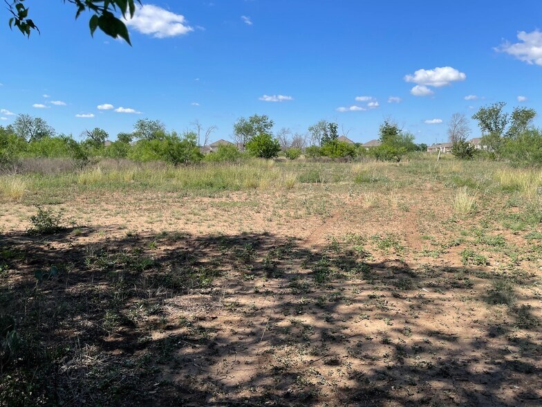 More Photos Of 9142 Somerset Rd, San Antonio Land For Sale