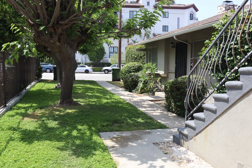 More Photos Of 14151 Moorpark St, Sherman Oaks Apartments For Sale