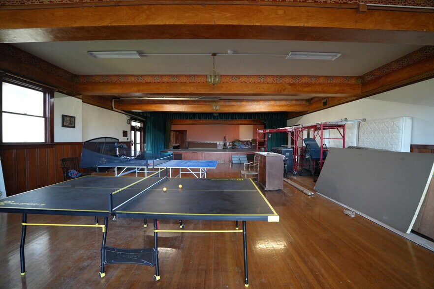 More Photos Of 496 6th St, Montara Office Residential For Sale