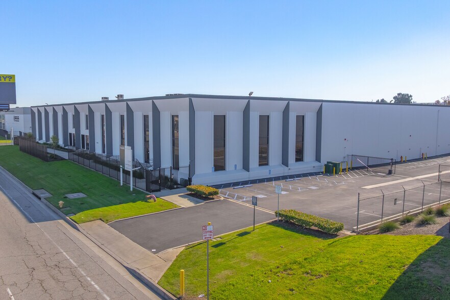 More Photos Of 1300 W Artesia Blvd, Compton Warehouse For Lease
