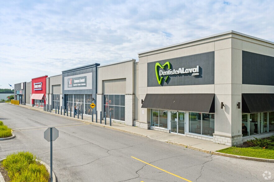 More Photos Of 5205 Boul Robert-Bourassa, Laval Unknown For Lease