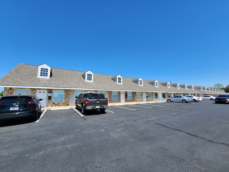 Primary Photo Of 205 Dental Dr, Warner Robins Office For Sale