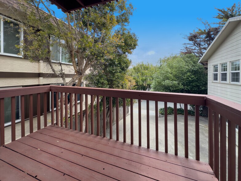 More Photos Of 534 Adams St, Albany Apartments For Sale