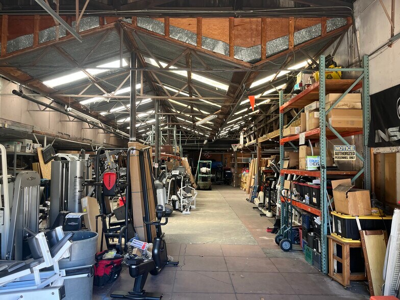 More Photos Of 1129-1135 Hester Ave, San Jose Flex For Sale