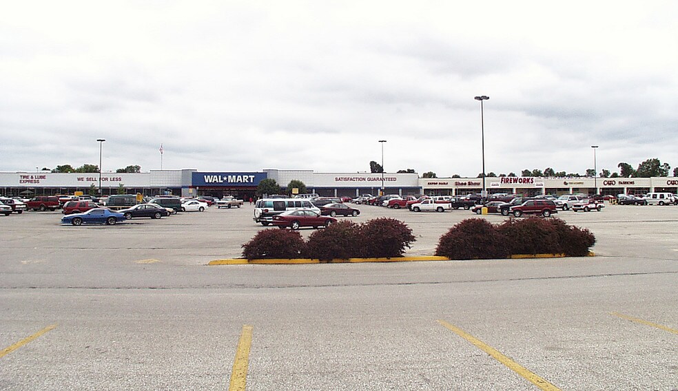More Photos Of 1608-1800 S Ohio St, Martinsville General Retail For Lease