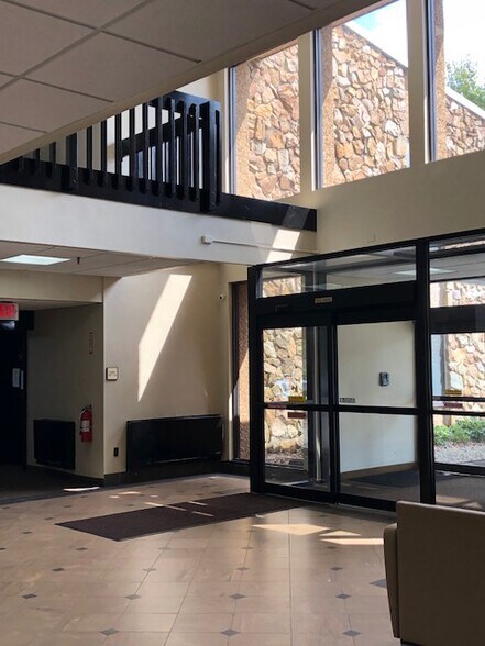 More Photos Of 22 Old Short Hills Rd, Livingston Medical For Lease