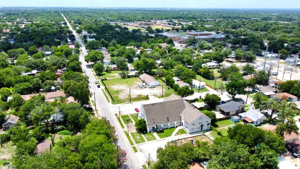 More Photos Of 507 E Mayfield Blvd, San Antonio Religious Facility For Sale