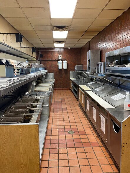 More Photos Of 200 Sheffield Dr, Delmont Restaurant For Lease