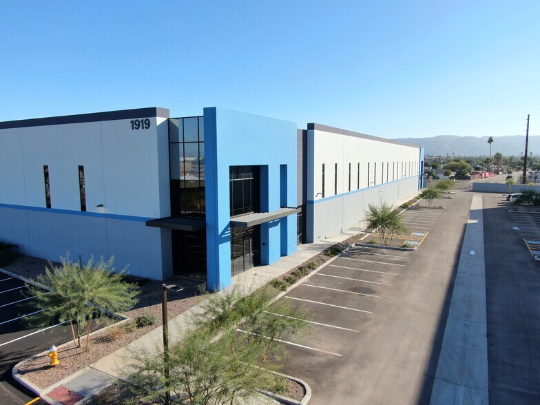 More Photos Of 1900 Encinas ln, Phoenix Unknown For Lease