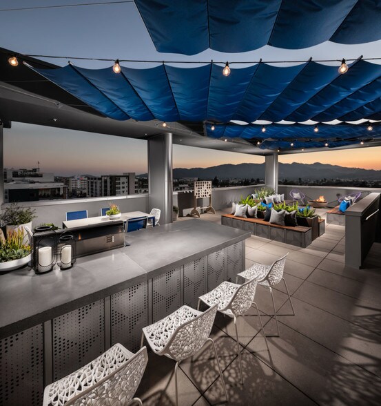 More Photos Of 201-275 W Lexington Dr, Glendale Apartments For Lease