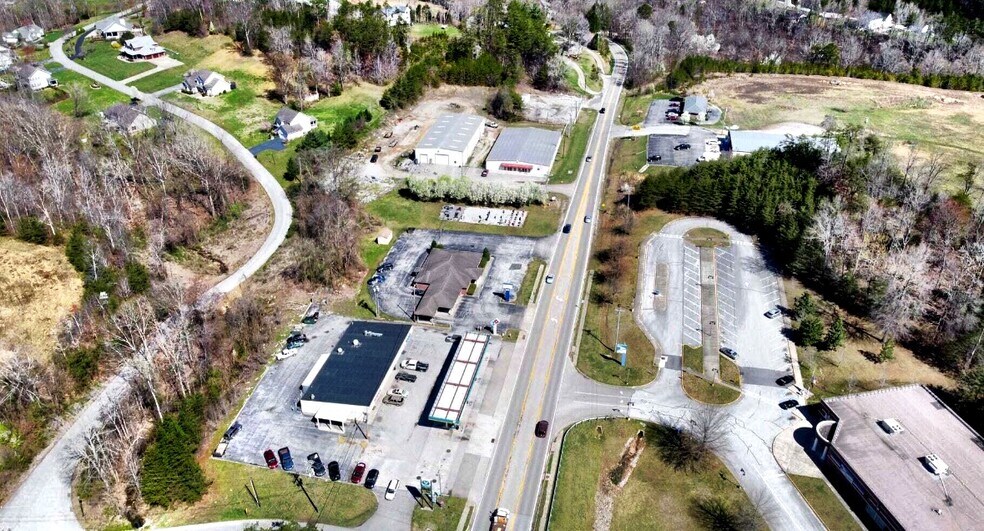 More Photos Of 941 US-25W Hwy, Williamsburg Bank For Sale