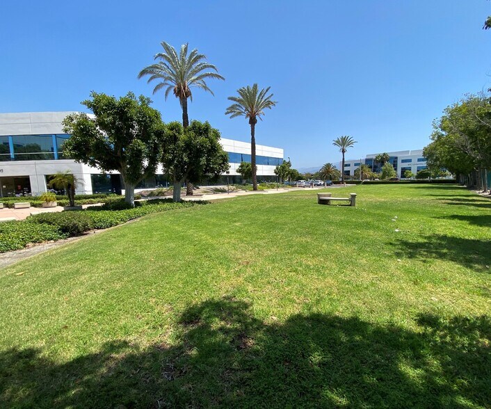 More Photos Of 495 E Rincon St, Corona Office For Lease