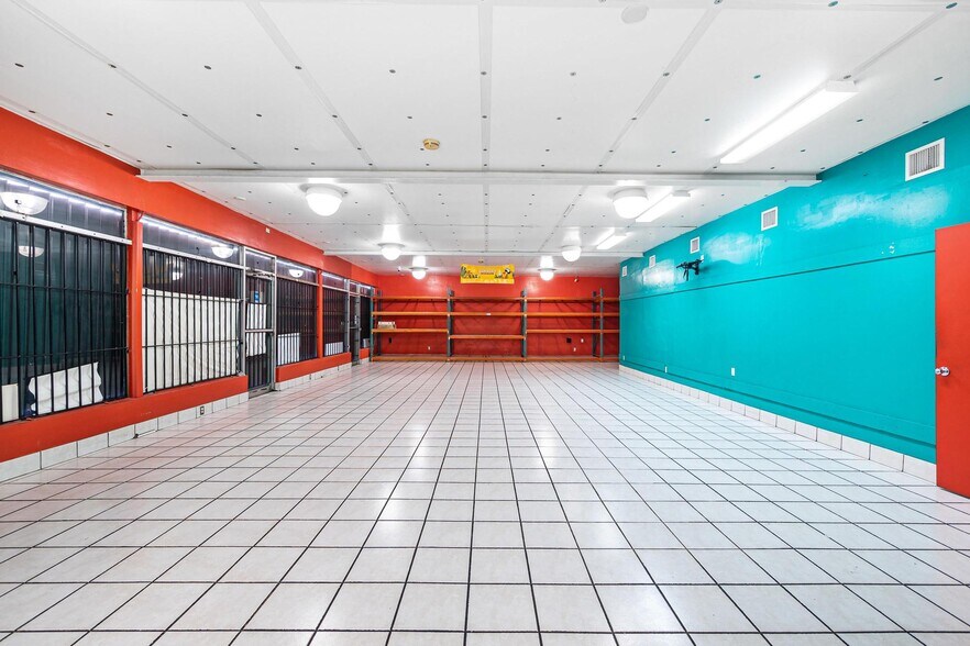 More Photos Of 7201 Bird Rd, Miami Storefront For Sale