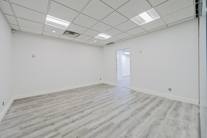 More Photos Of 41 Grand Ave, River Edge Office For Lease
