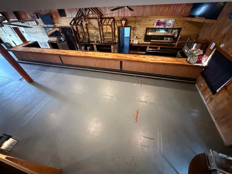 More Photos Of 10 Ruth St, Vernon General Retail For Sale