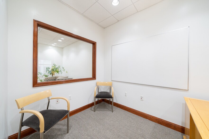 More Photos Of 36-42-42 Newark St, Hoboken Storefront Retail Residential For Lease