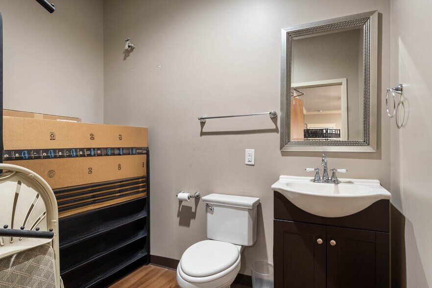 More Photos Of 1581 Berwick Dr, Champions Gate Carwash For Sale