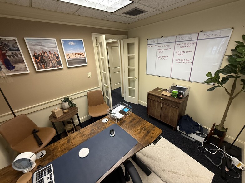 More Photos Of 3541 Habersham At Northlake, Tucker Office For Sale