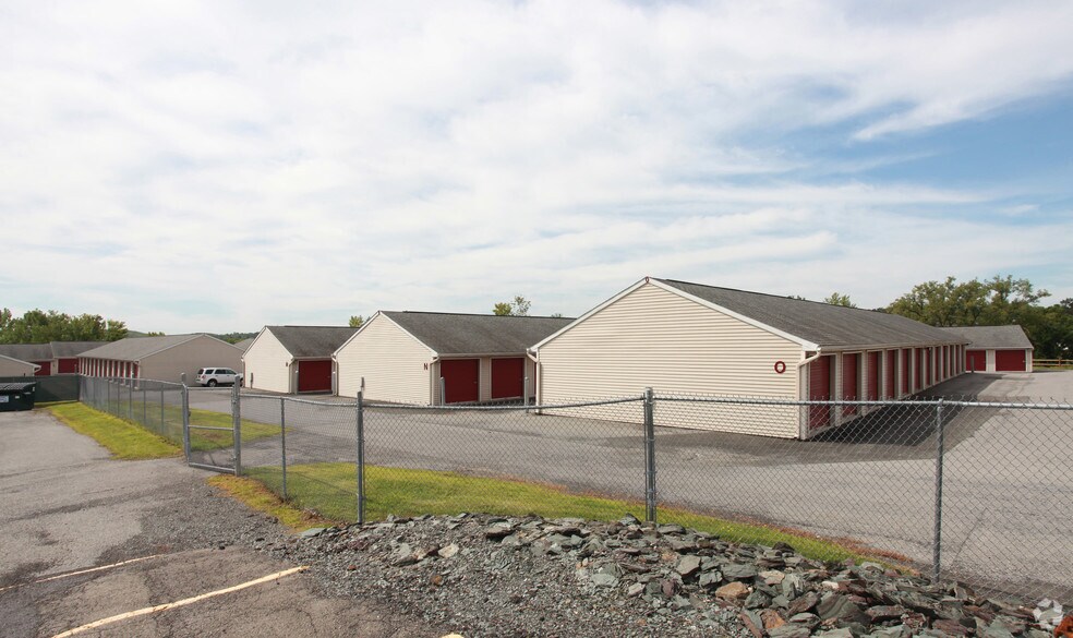 More Photos Of 1406A Route 9, Halfmoon Self Storage For Lease