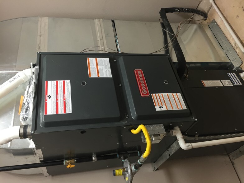 More Photos Of 5818 Jefferson Ln, Williston Warehouse For Sale