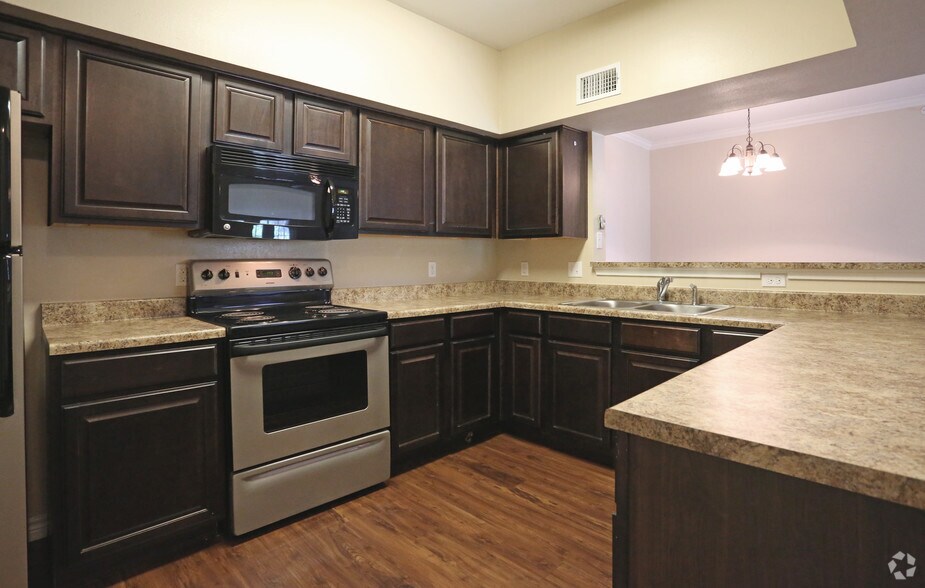 More Photos Of 2807 Daniel Mccall Dr, Lufkin Apartments For Sale