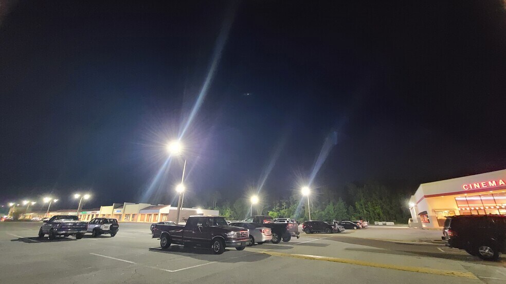 More Photos Of 101-143 City Smitty Dr, Saint Marys Unknown For Lease