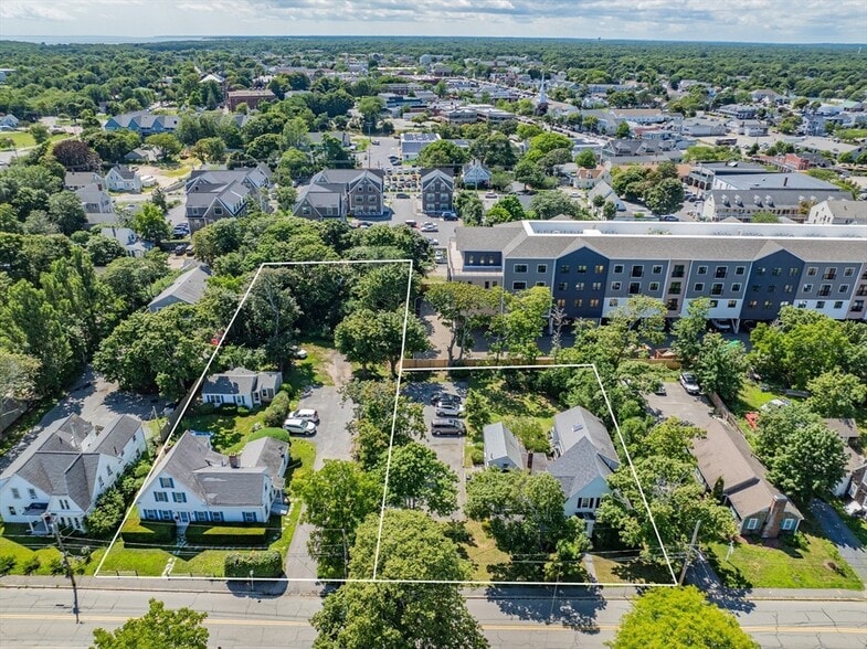 More Photos Of 37 School St, Hyannis Apartments For Sale