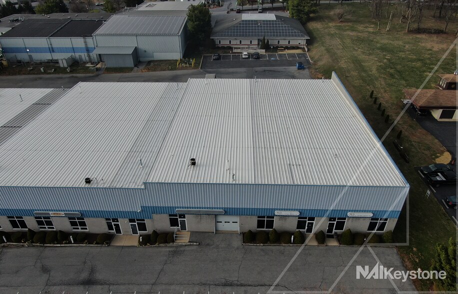 More Photos Of 1114-1124 Commons Blvd, Reading Flex For Sale