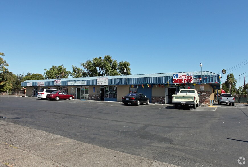 Primary Photo Of 3061 Waterloo Rd, Stockton General Retail For Lease