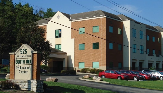 Primary Photo Of 525 Alexandria Pike, Southgate Medical For Lease