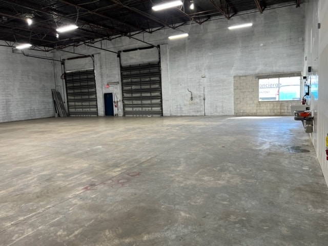 More Photos Of 1937 NW 40th Ct, Pompano Beach Warehouse For Lease