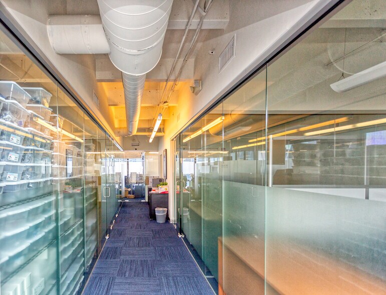 More Photos Of 1680 Michigan Ave, Miami Beach Office For Sale