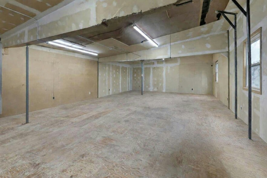 More Photos Of 209-211 Central Ave, East Newark Manufacturing For Sale