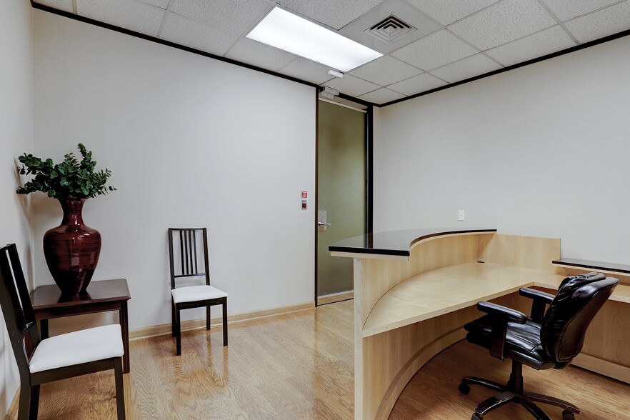 More Photos Of 7887 San Felipe St, Houston Office For Lease