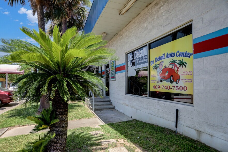 More Photos Of 6611 Stewart Rd, Galveston Specialty For Sale