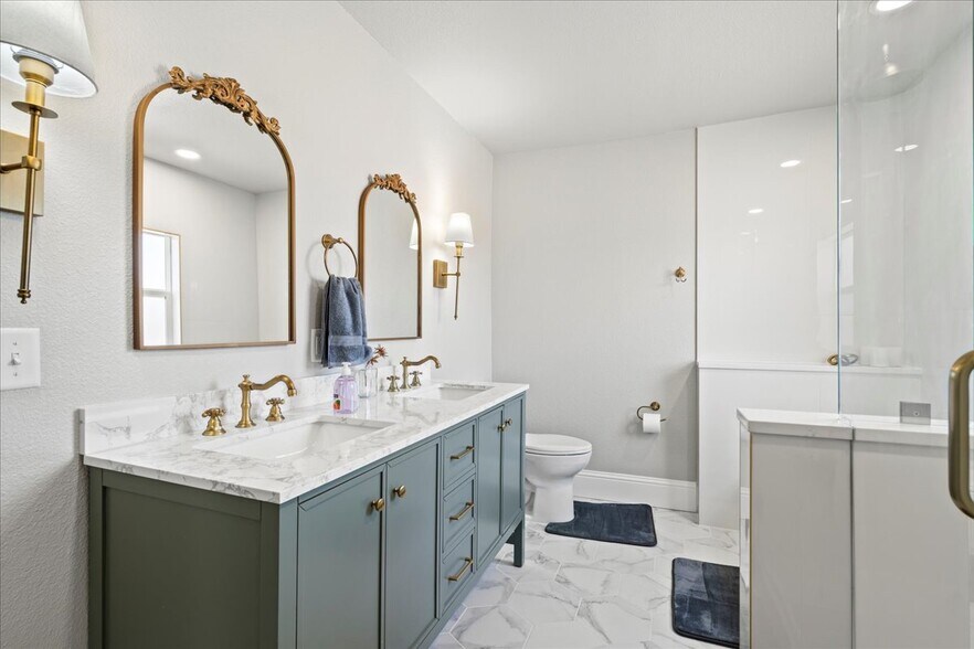 More Photos Of 2722 Central Ave, Cheyenne Light Distribution For Sale