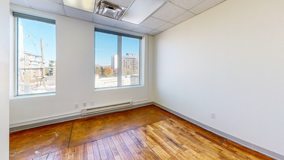 More Photos Of 124 College St, Asheville Office Residential For Sale