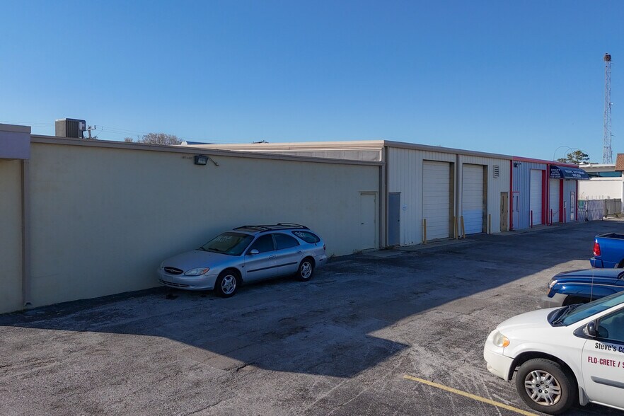 More Photos Of 4107 Clark Rd, Sarasota Warehouse For Sale