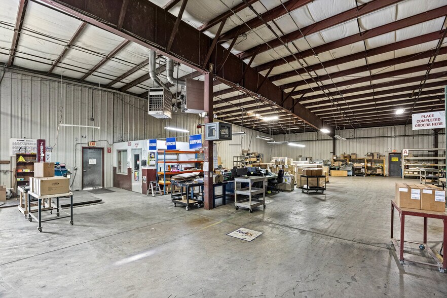 More Photos Of 10 Forbes St, Dansville Manufacturing For Lease