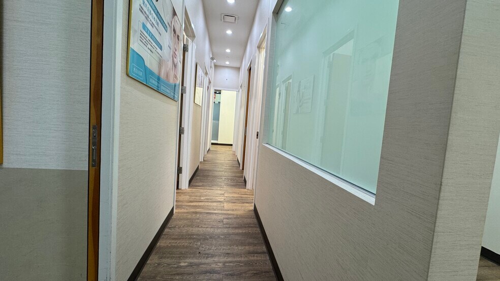 More Photos Of 13101-131-05 40th Rd, Flushing Apartments For Sale