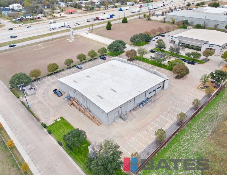 More Photos Of 420 Century Way, Red Oak Loft Creative Space For Lease