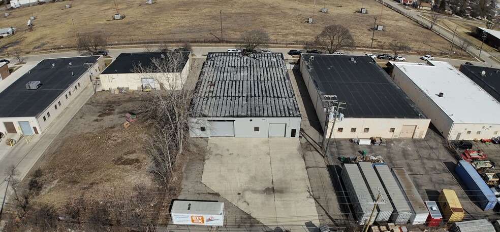 More Photos Of 32537 Parklane Ave, Garden City Manufacturing For Lease