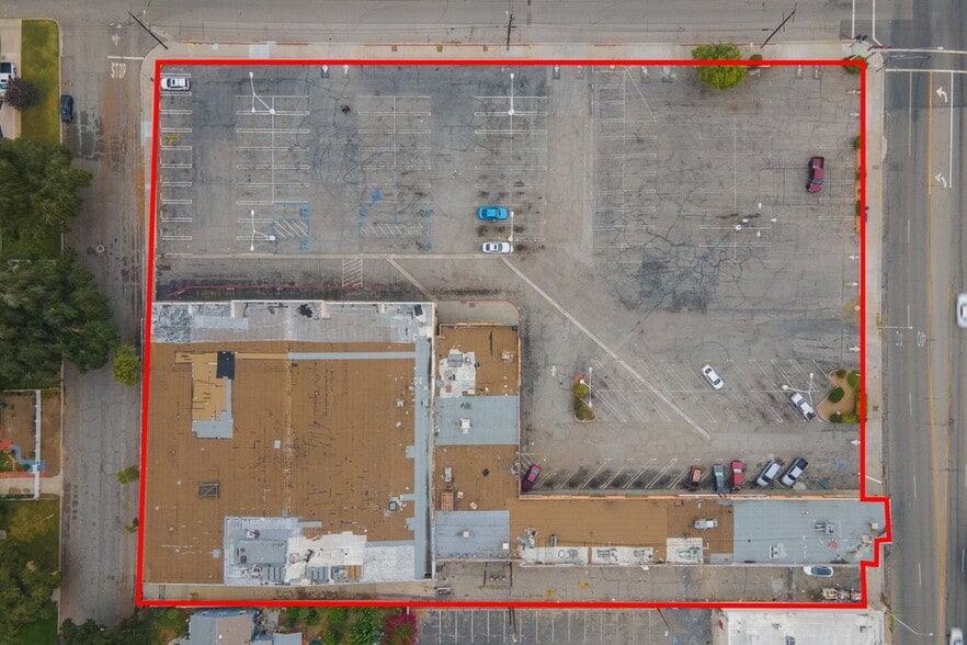 More Photos Of 541 W Marshall Blvd, San Bernardino Freestanding For Sale