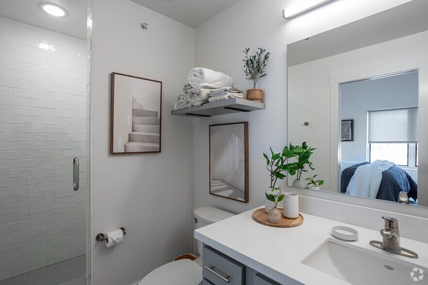 More Photos Of 301 SE G St, Bentonville Coworking Space