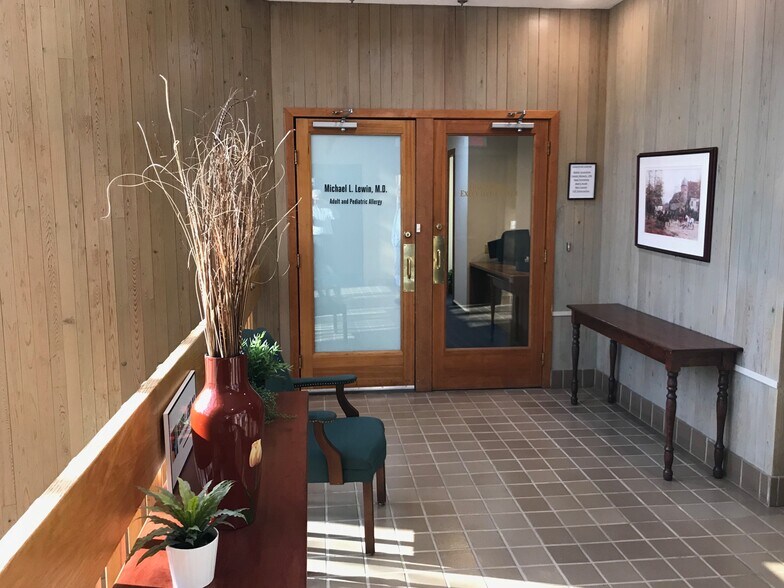 More Photos Of 70 New Canaan Ave, Norwalk Office For Sale